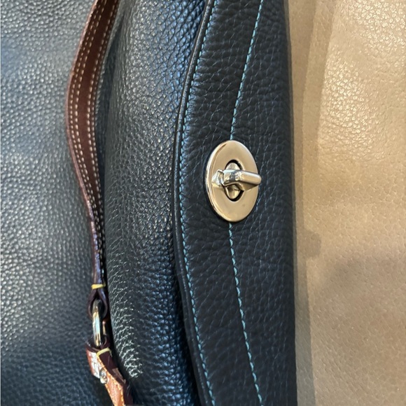 Coach Black Leather Shoulder Bag - Picture 2 of 7